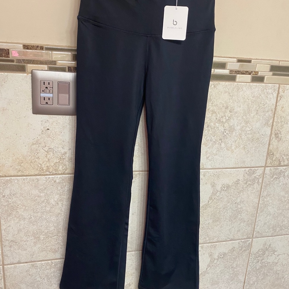 NWT Bubblelime Medium leggings